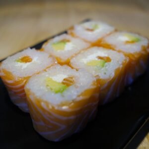 Roll saumon avocat boursin